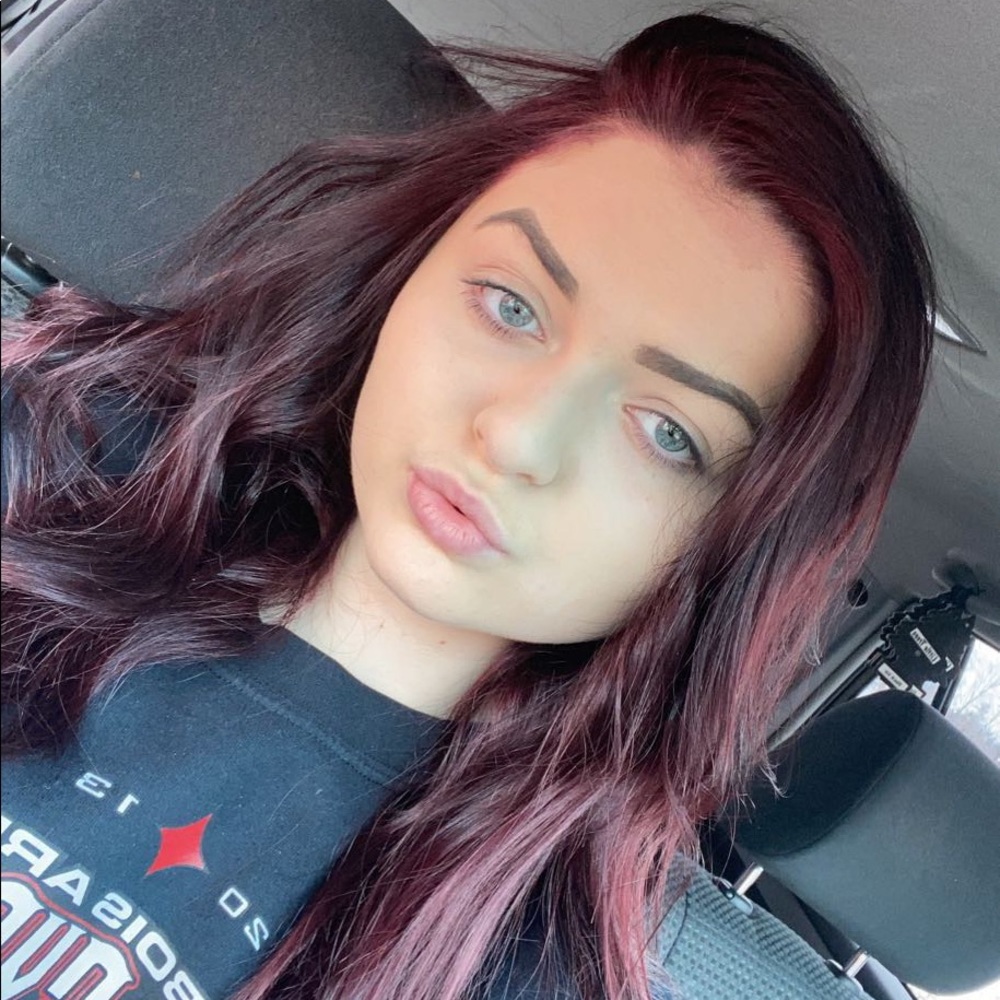 Meet your Posher, Natalie